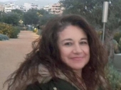 52χρονη καθαρίστρια, 12η στο Πανεπιστήμιο Πειραιά!