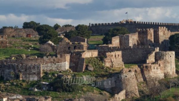 Το «Ε» ξεναγείται στο Κάστρο Μυτιλήνης