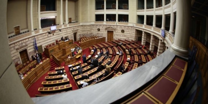 Από τα άνω δυτικά θεωρεία…