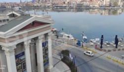 Είμαστε άξιοι της μοίρας μας αφού «ανεχόμαστε» τις προχειρότητες που μας ...σερβίρουν!