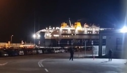 Δίχως επιβάτες σάλπαρε το ΔΙΑΓΟΡΑΣ από το λιμάνι της Μυτιλήνης