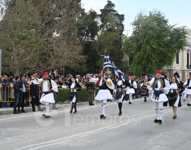 Παρέλαση 25ης Μαρτίου στη Μυτιλήνη [Vid & Pics]