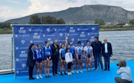 Στο βάθρο η Μηλένα Κοντού και η Φιλίτσα Βερβέρη